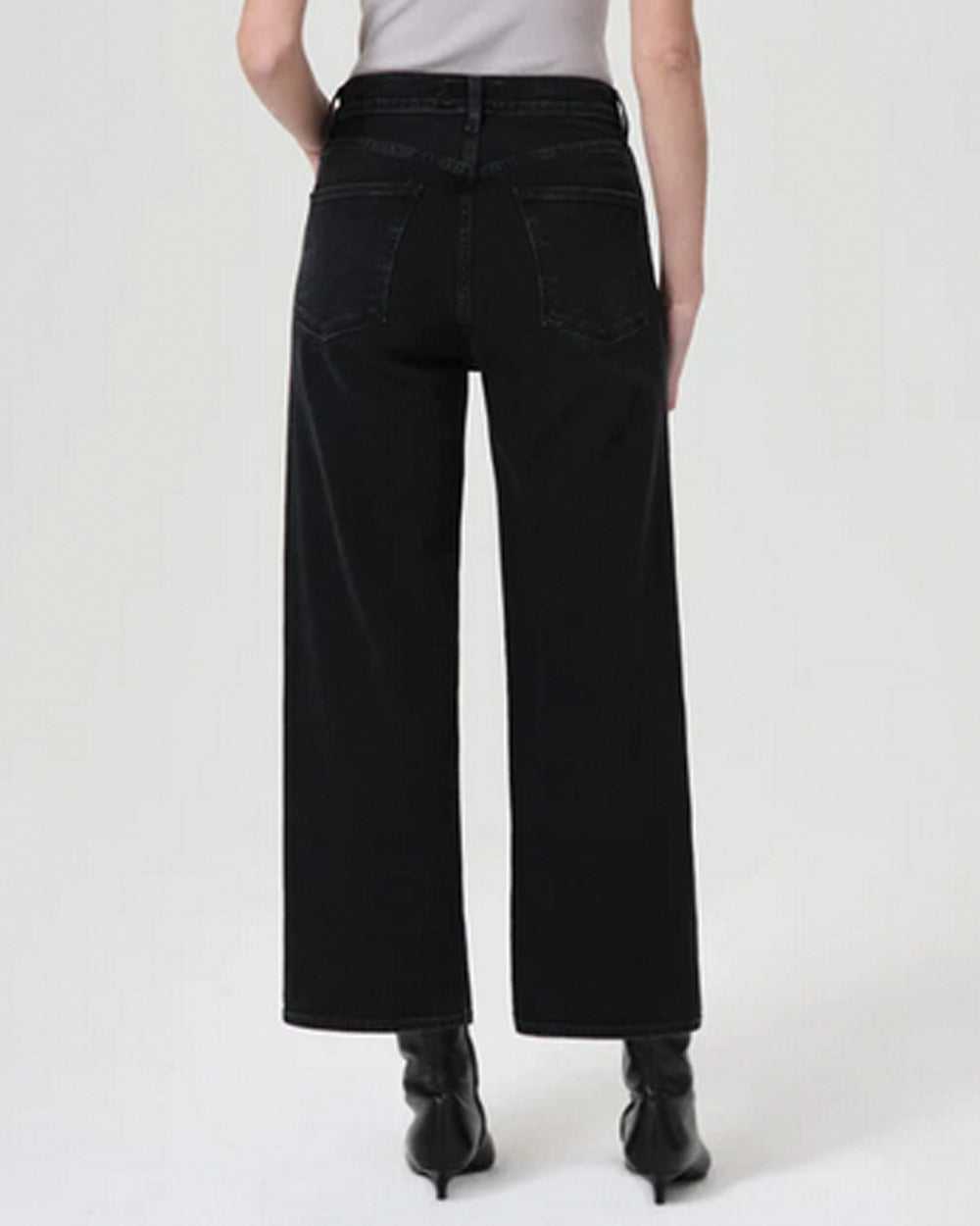 Ren Straight Jean in Hush