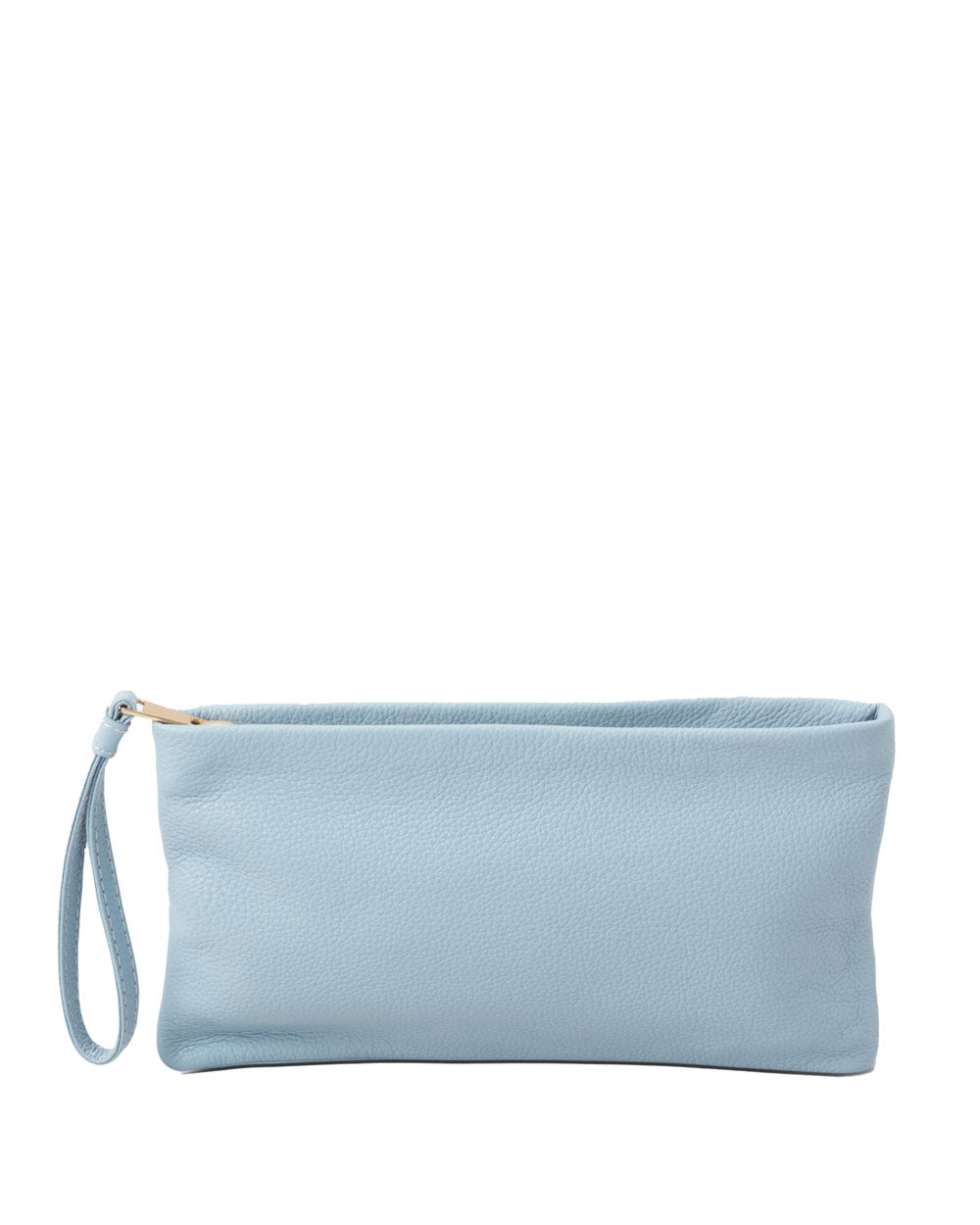 Alexis Pouch in Sky