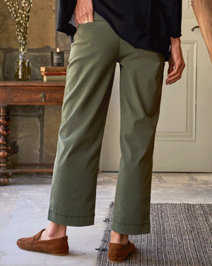 The Italian Wide Leg Chino in Army