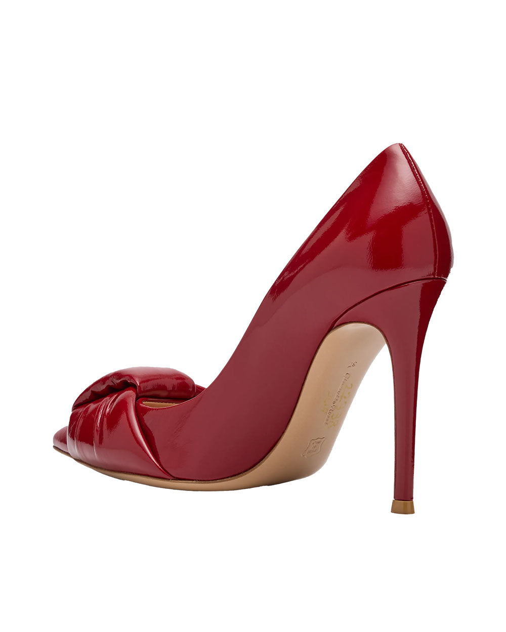 Padded Patent Knot Pump in Rouge