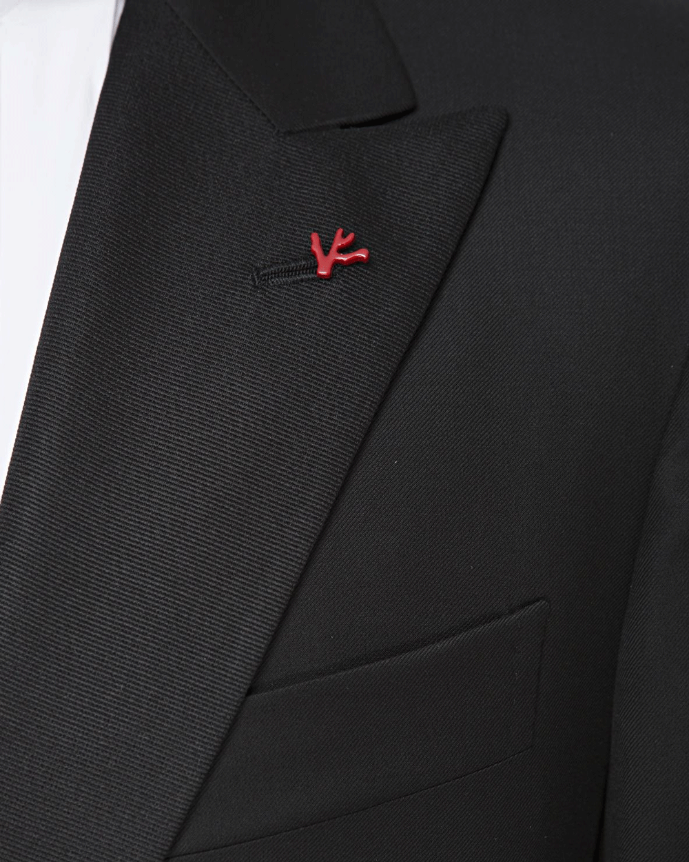 Black Peak Lapel Tuxedo