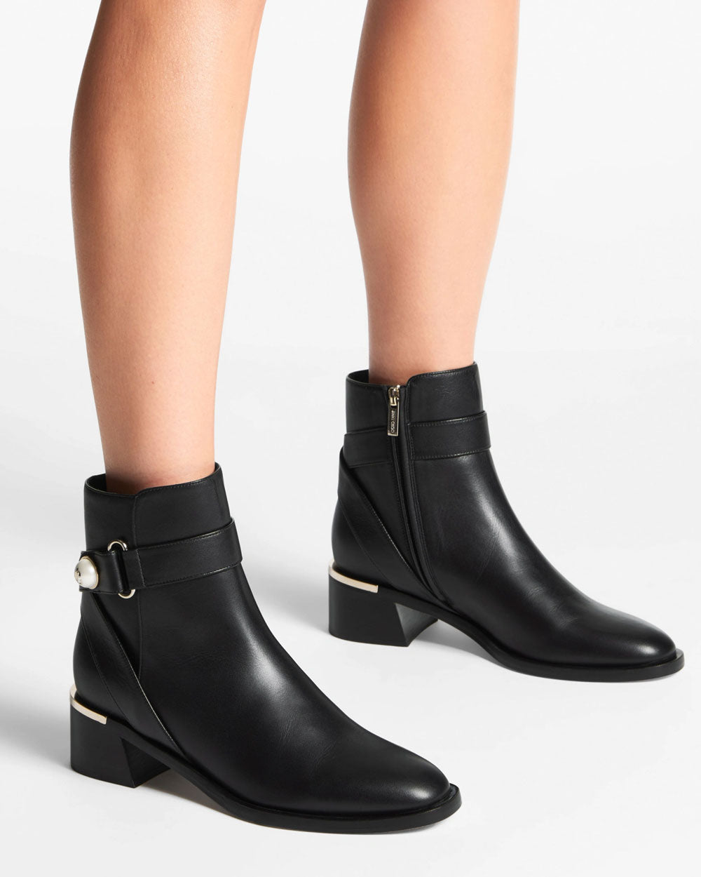 Noor 45 Leather Ankle Boot in Black