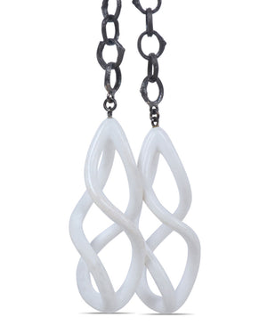Cachalong Droplets Twig “O” Chain Necklace