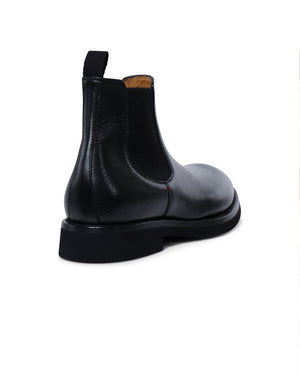 Calfskin Chelsea Boot in Black