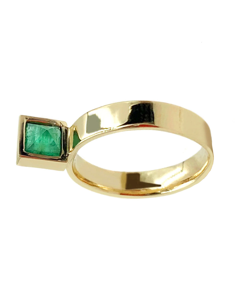 Small Emerald Perch Ring