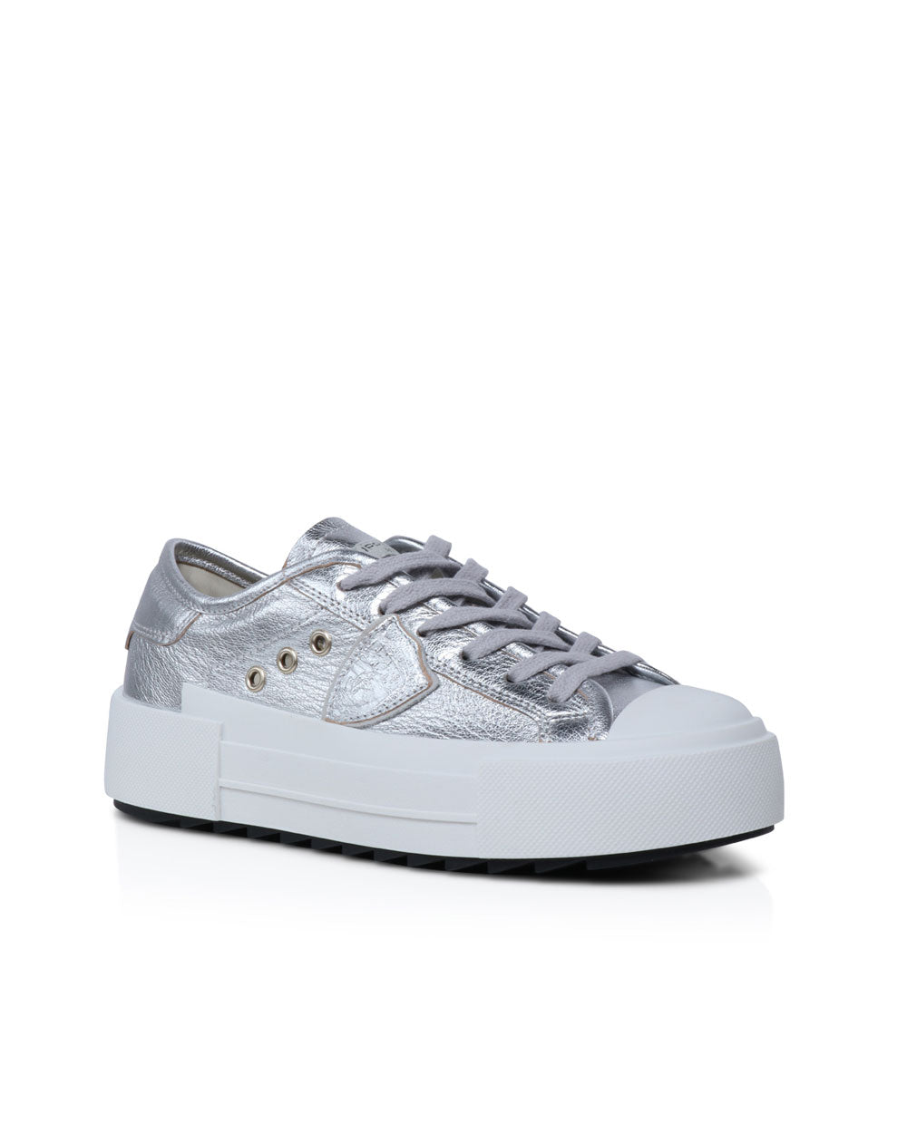 Paris Haute Low-Top Sneaker in Argent