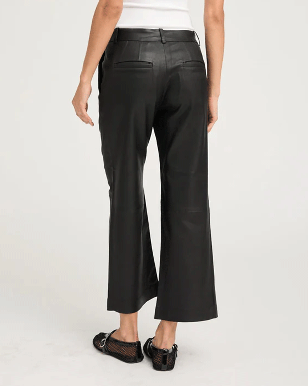 Cropped Baggy Lowrise Trousers in Black