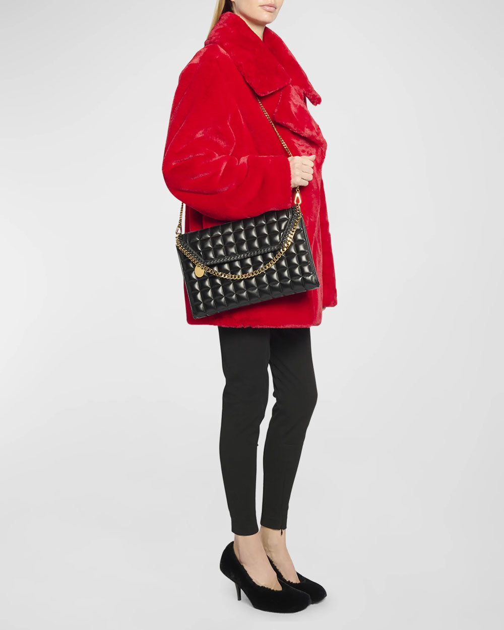 Small Rockstud Grainy Calfskin Crossbody Bag for Woman in Rouge Pur