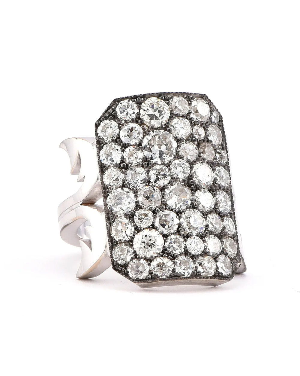 Diamond Short Ten Table Ring