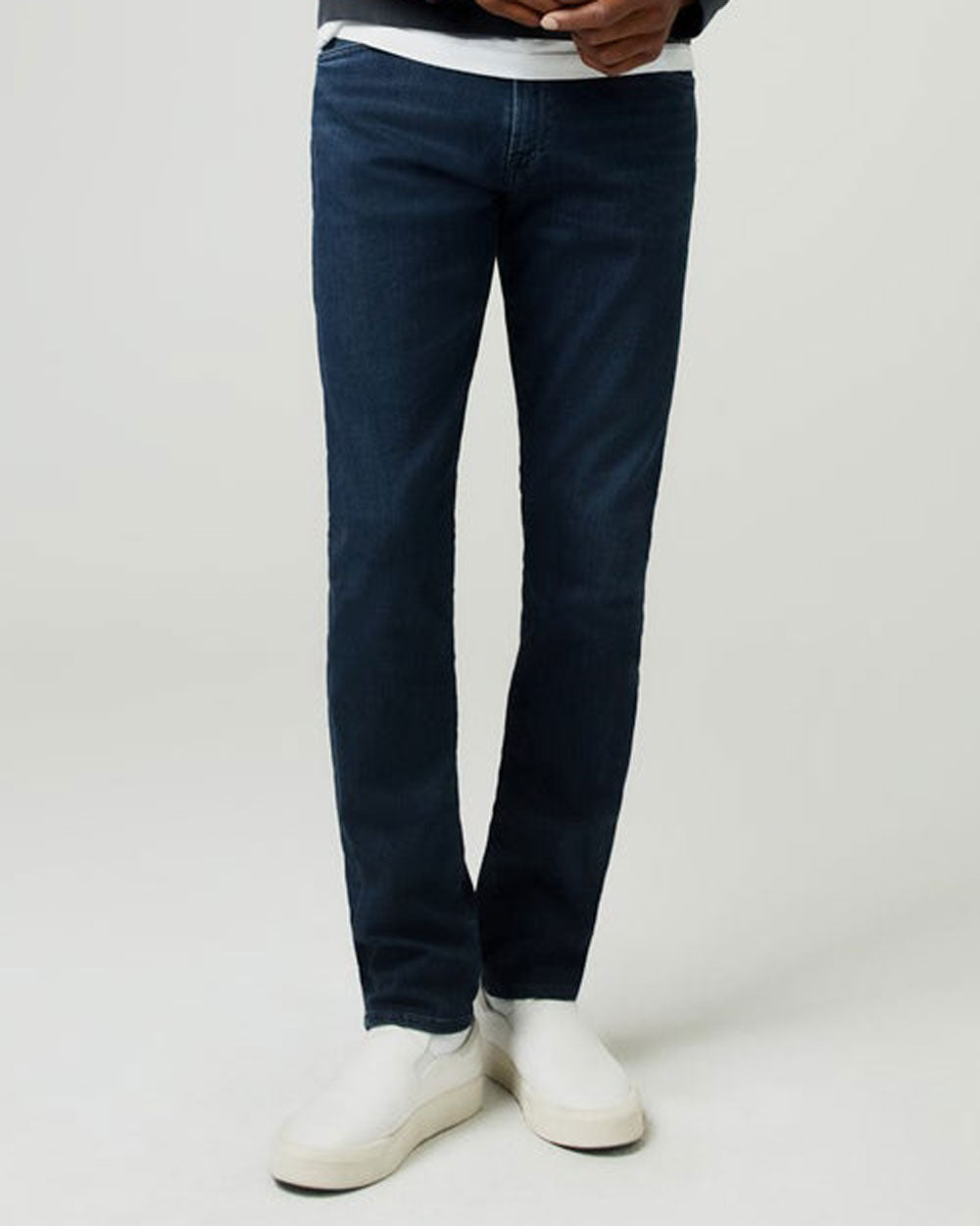 Alder Tapered Classic Jeans in Undertow
