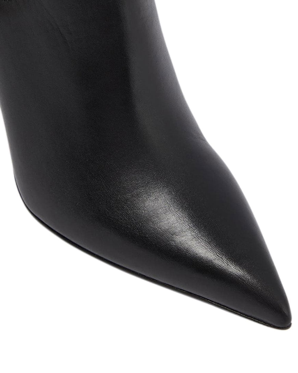 Moneta Calfskin Ankle Boot in Noir