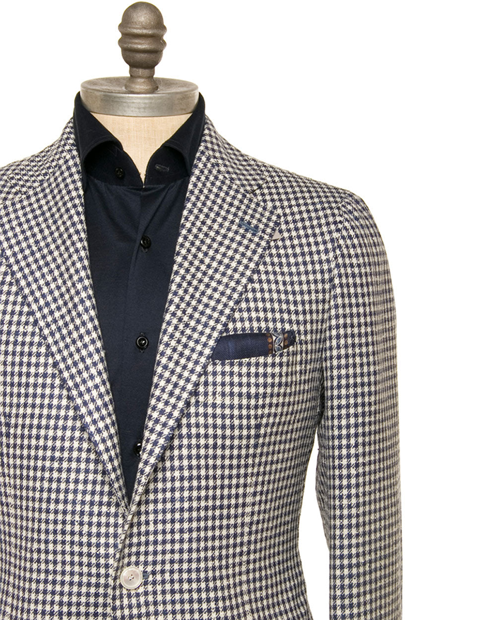 Navy and Ivory Houndstooth Sportcoat