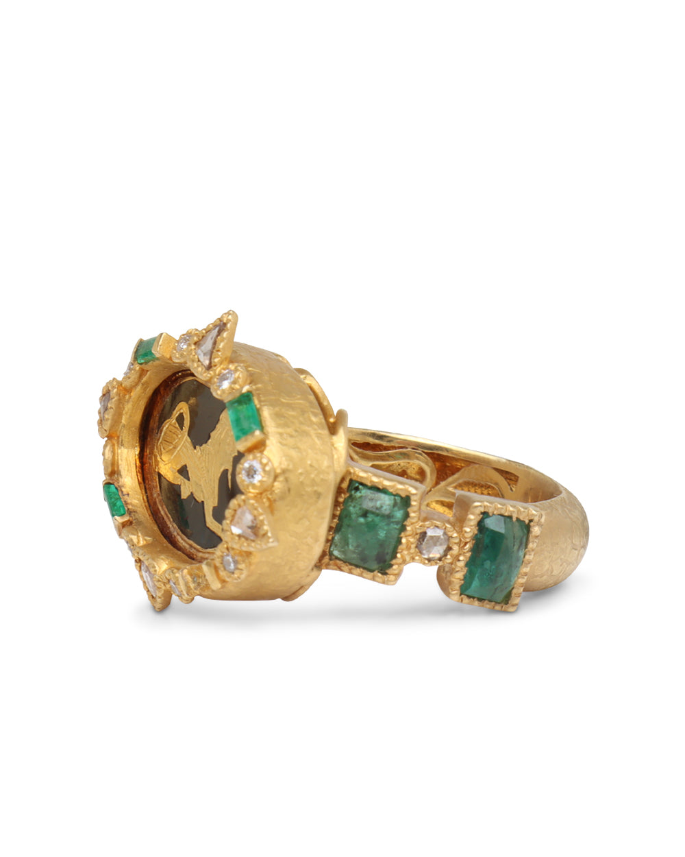 Thewa Emerald Sphinx Ring