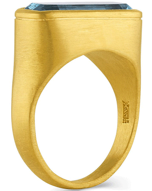 22k Yellow Gold 6.5 ct. Aquamarine Nigeria Medici Signet Ring