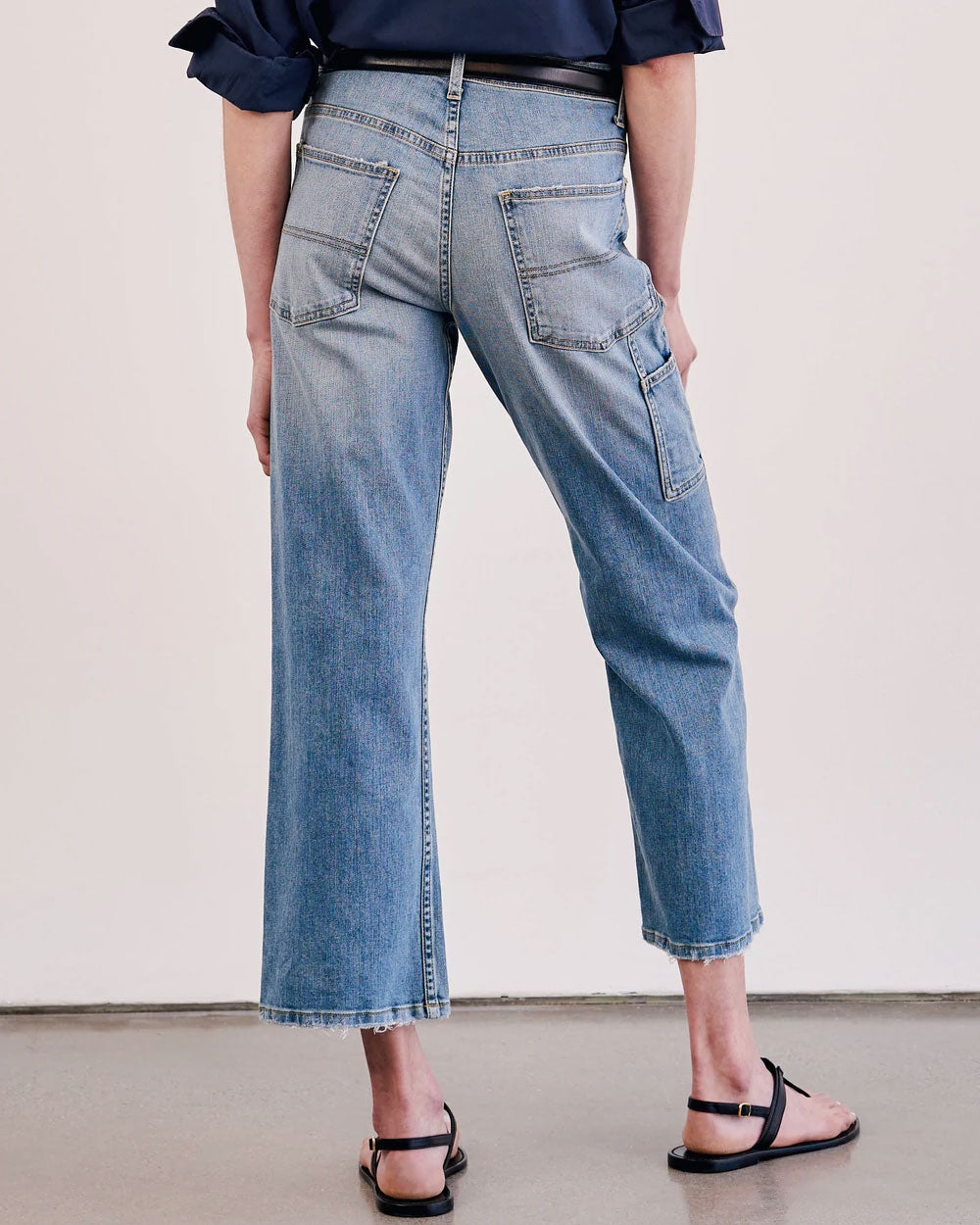 Violette Cropped Jean in Faded Wash