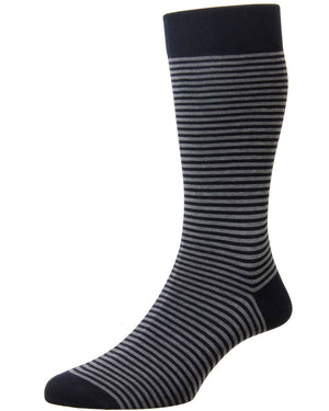 Farrington Cotton Midcalf Socks in Navy