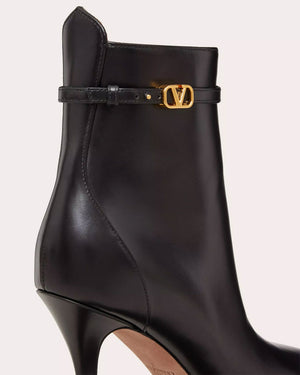 VLogo Leather Ankle Boots in Black