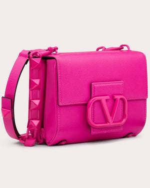 Stud VLOGO Grainy Calfskin Shoulder Bag in Pink PP