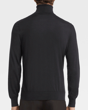 Black Oasi Cashmere Turtleneck Sweater